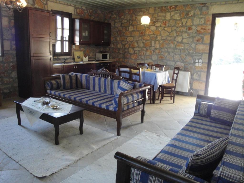 Klymeni Traditional Homes Anabolu Dış mekan fotoğraf