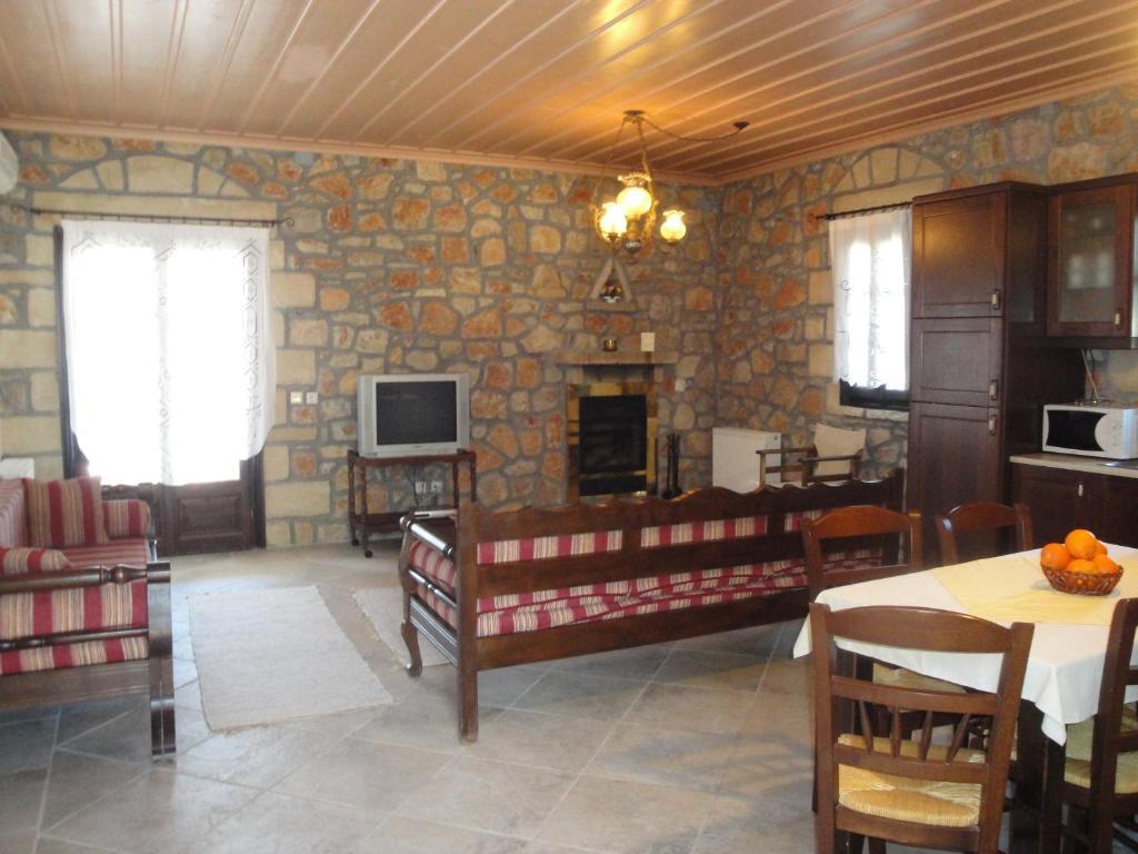 Klymeni Traditional Homes Anabolu Oda fotoğraf